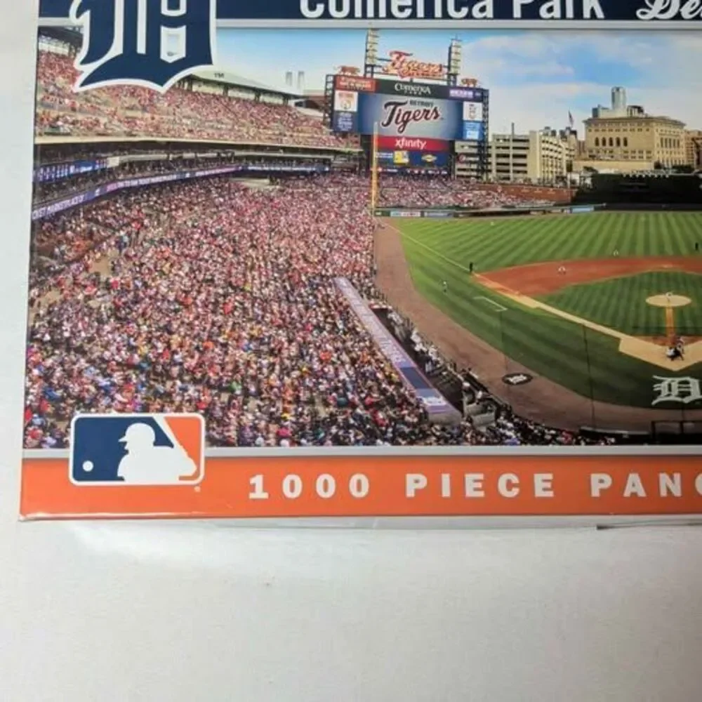 MasterPieces Detroit Tigers Comerica Park 1000 Piece Panoramic Puzzle - Picture 2 of 5
